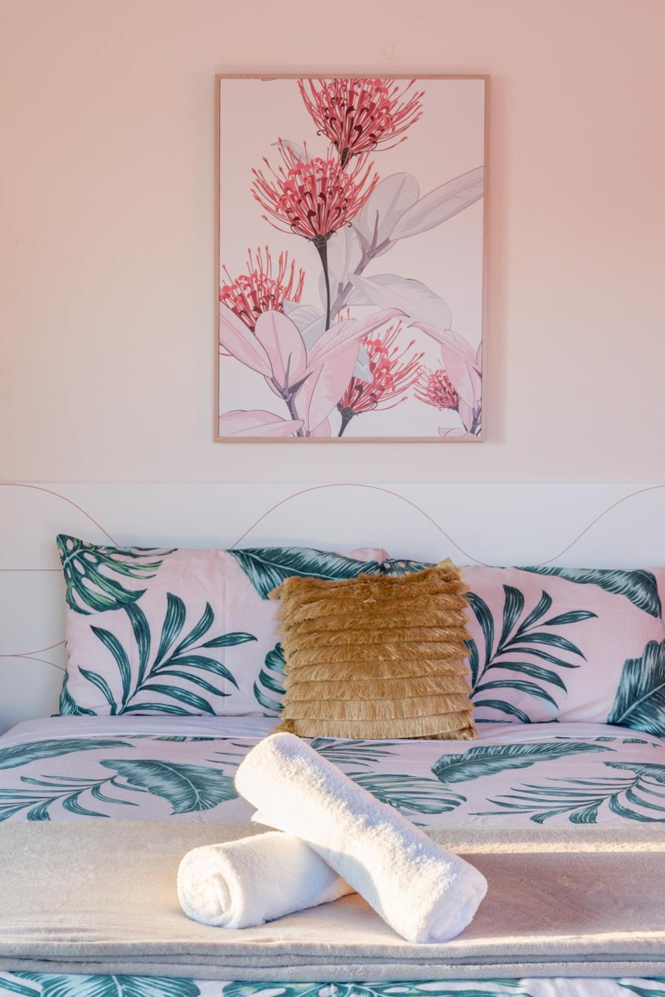 Bright King - Waterfront - Near Stations - Shared Bathroom