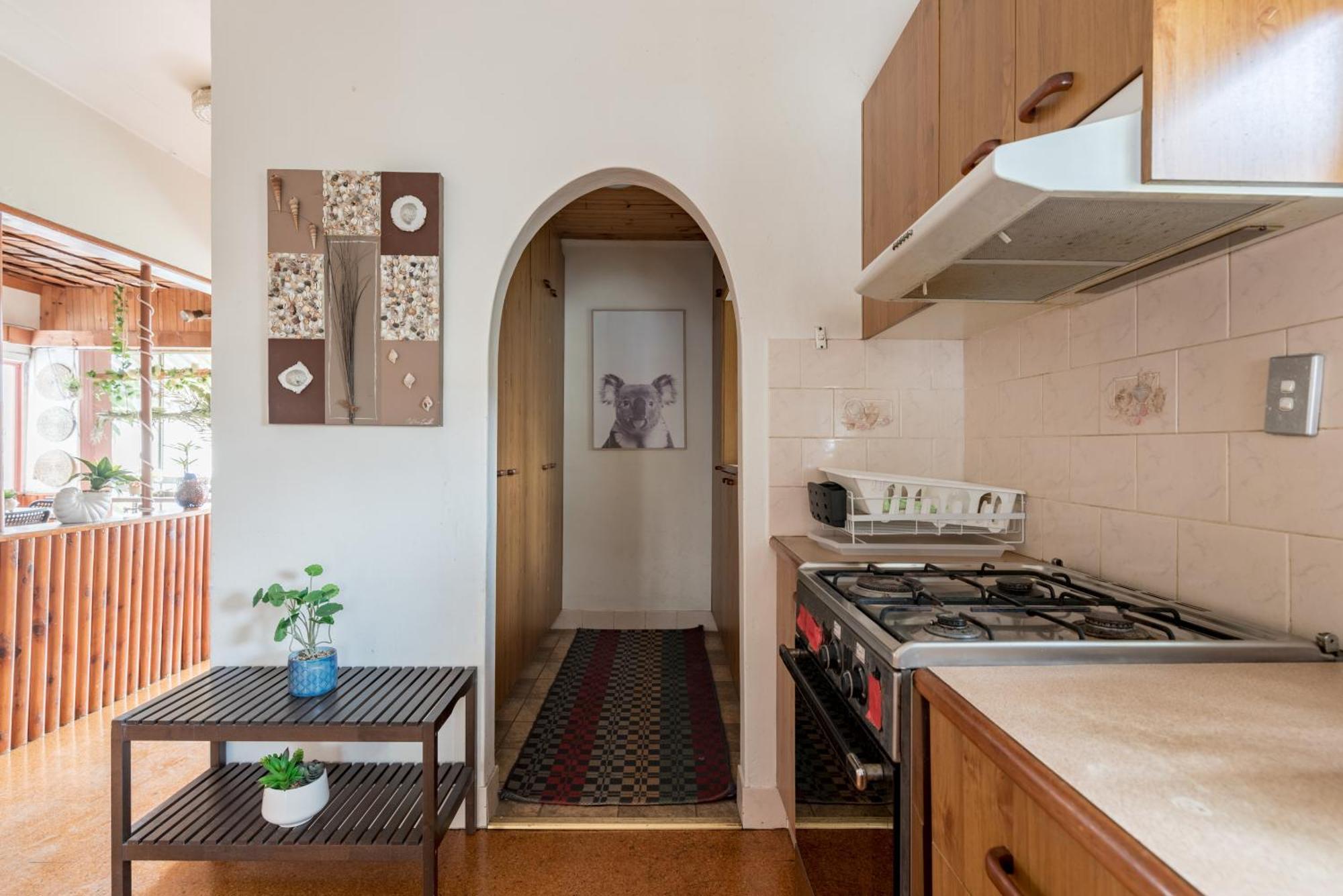 Guest house Bright King - Waterfront - Near Stations - Shared Bathroom